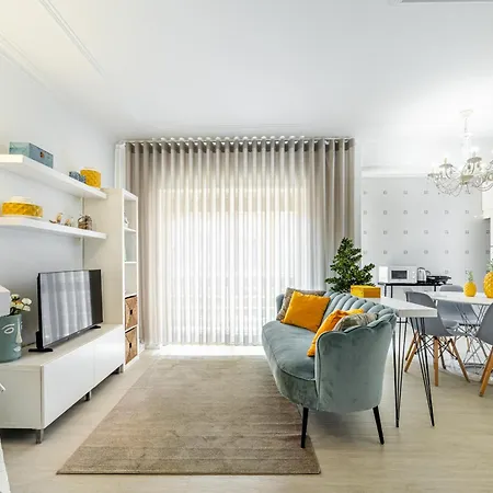 Seagull - Apartamento Em *