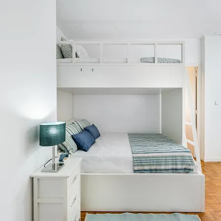 Seagull - Apartamento Em *